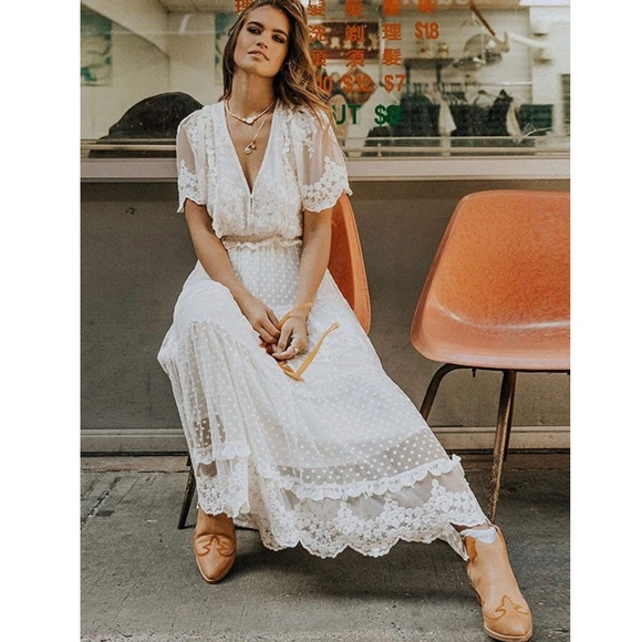✦🎉HP🎉NWT Boho White Embroidered Lace Maxi Dress✦ - Picture 3 of 8